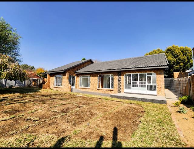 3 BEDROOM HOUSE FOR SALE IN VAALPARK